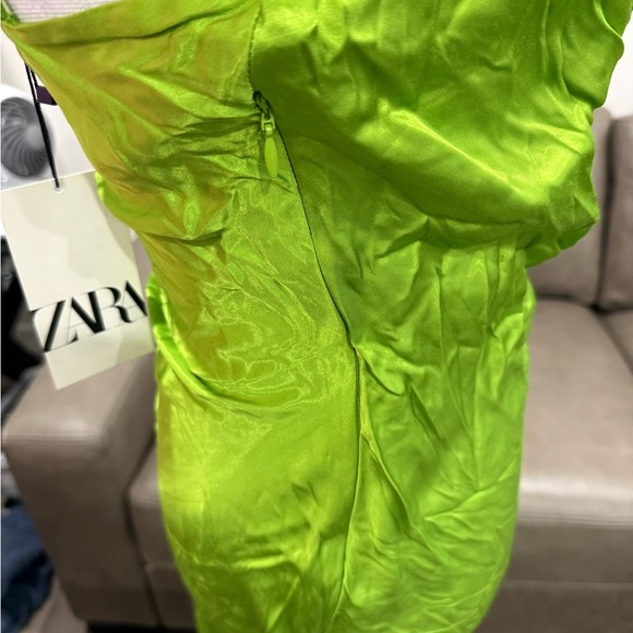 Zara Vibrant Lime Midi Dress Size XS Viral Trendy - Picture 5 of 7